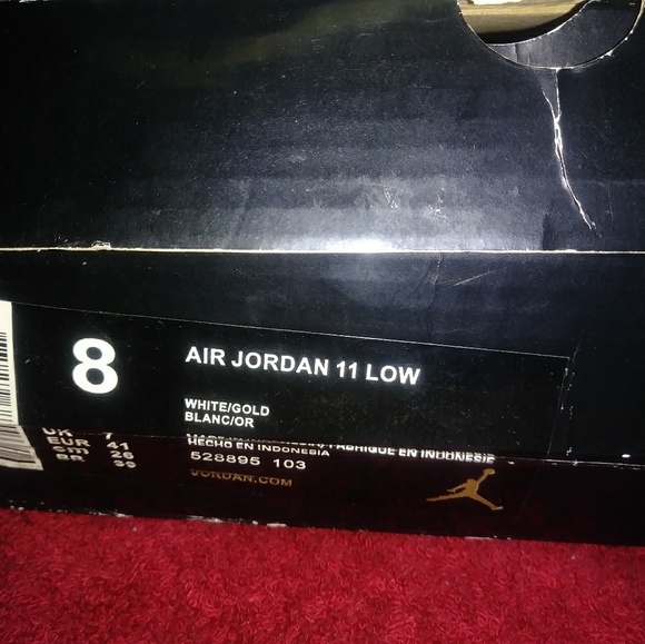 Air Jordan Retro 11 Low Closing Ceremony Gold - Picture 8 of 8